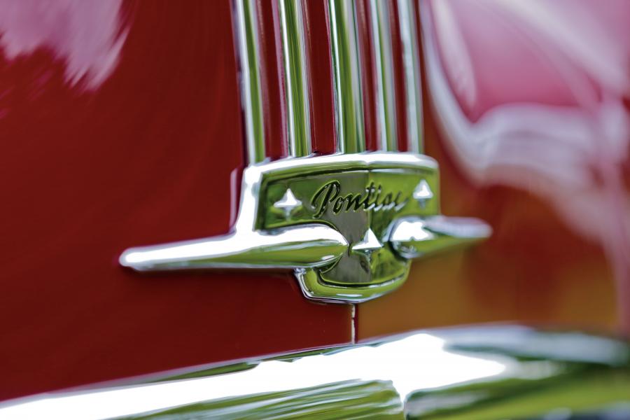  Pontiac Streamliner Sedan Delivery 1949 года  (фото 12 из 31)